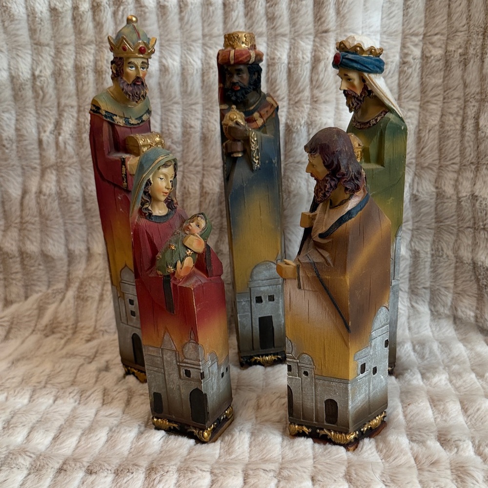 Nativity Figurine Set
